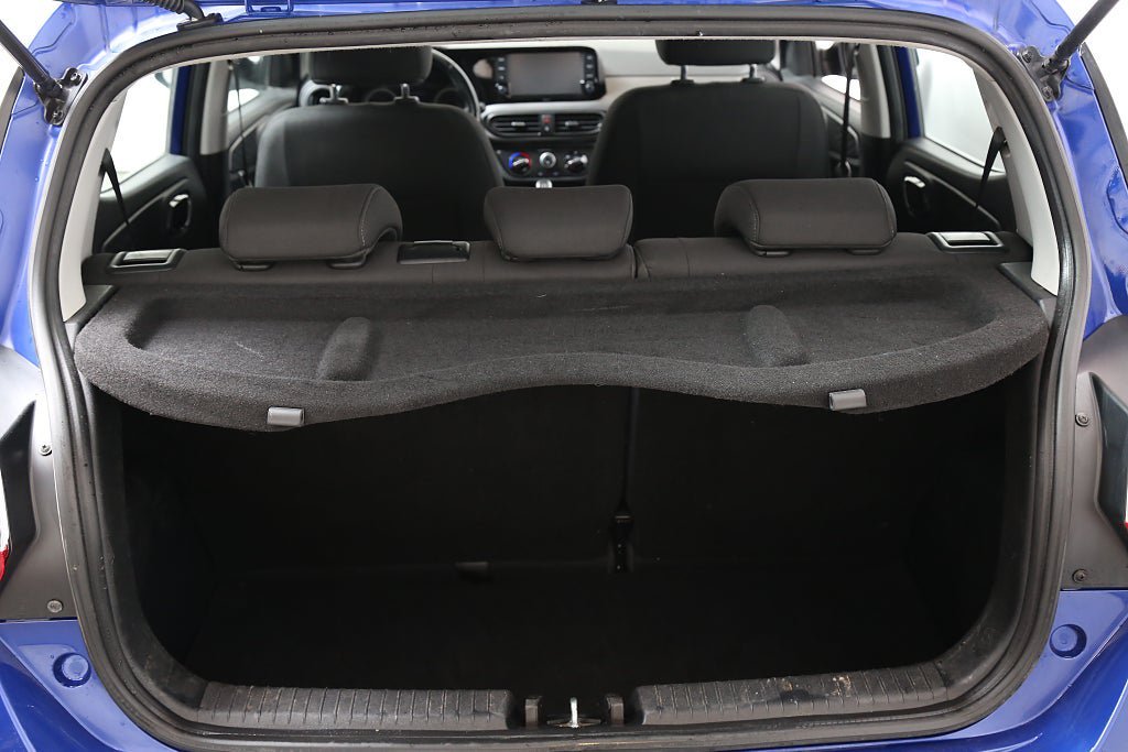 Vehicle Image 21