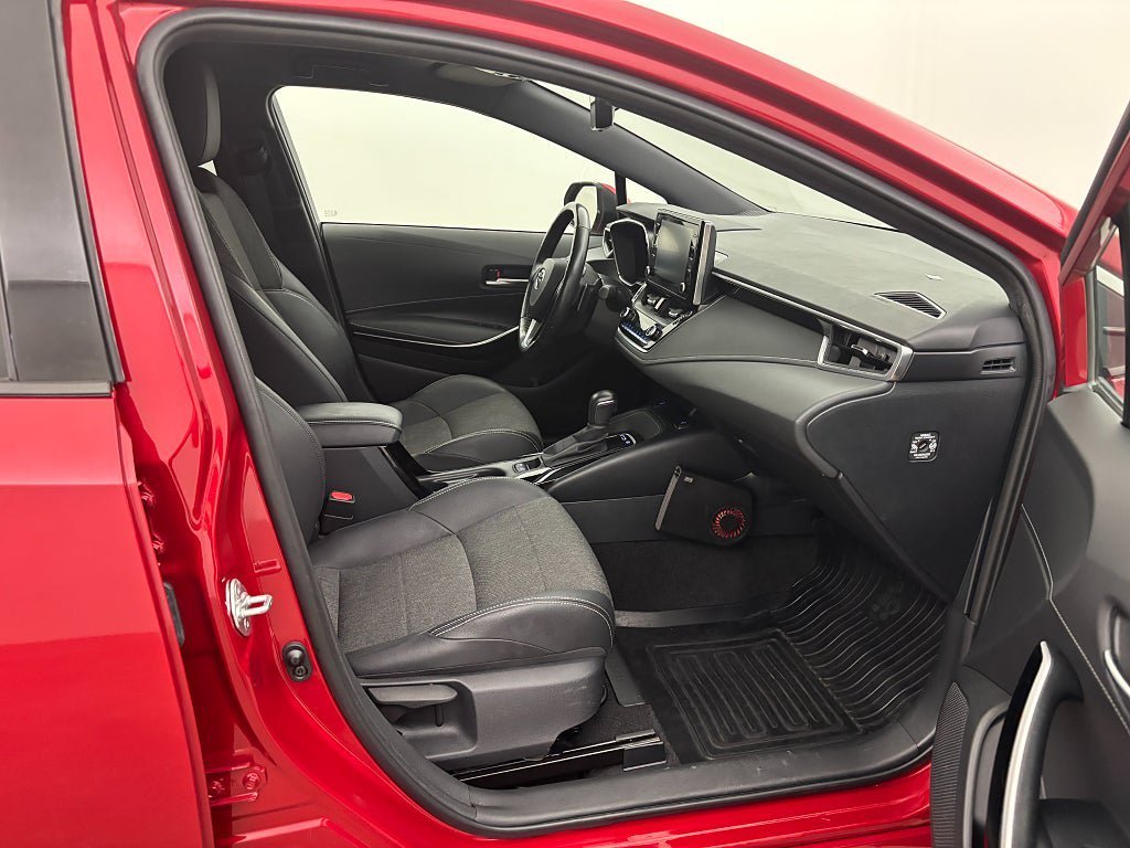 Vehicle Image 21