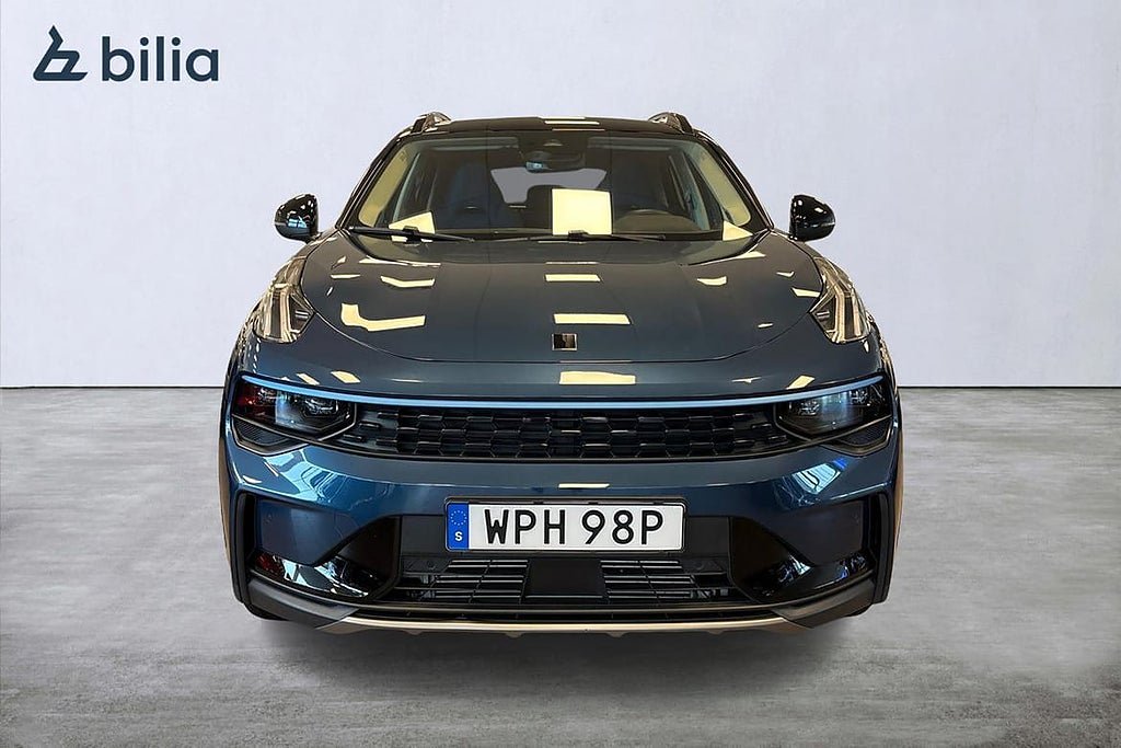 Vehicle Image 6