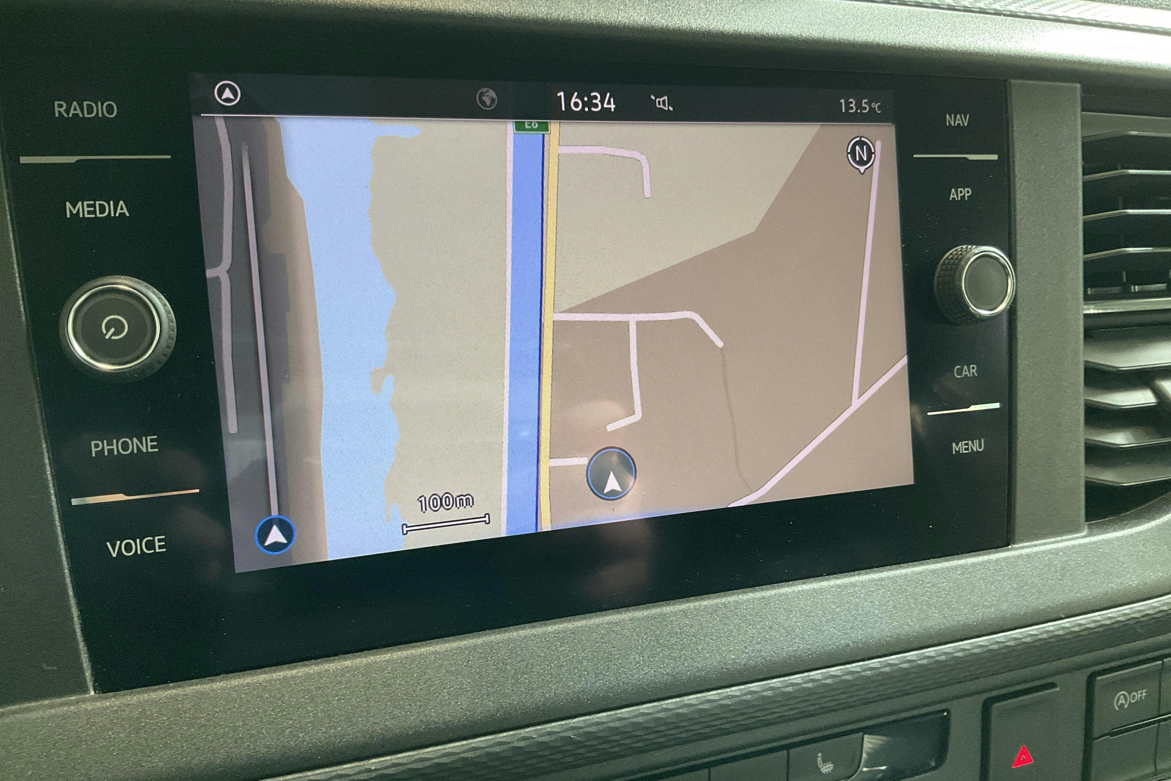 Vehicle Image 11