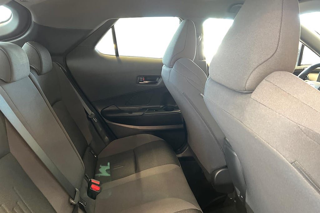 Vehicle Image 9