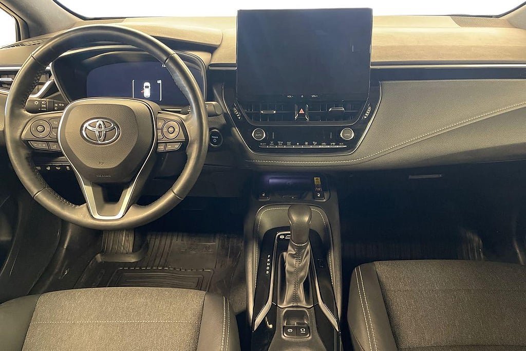 Vehicle Image 10