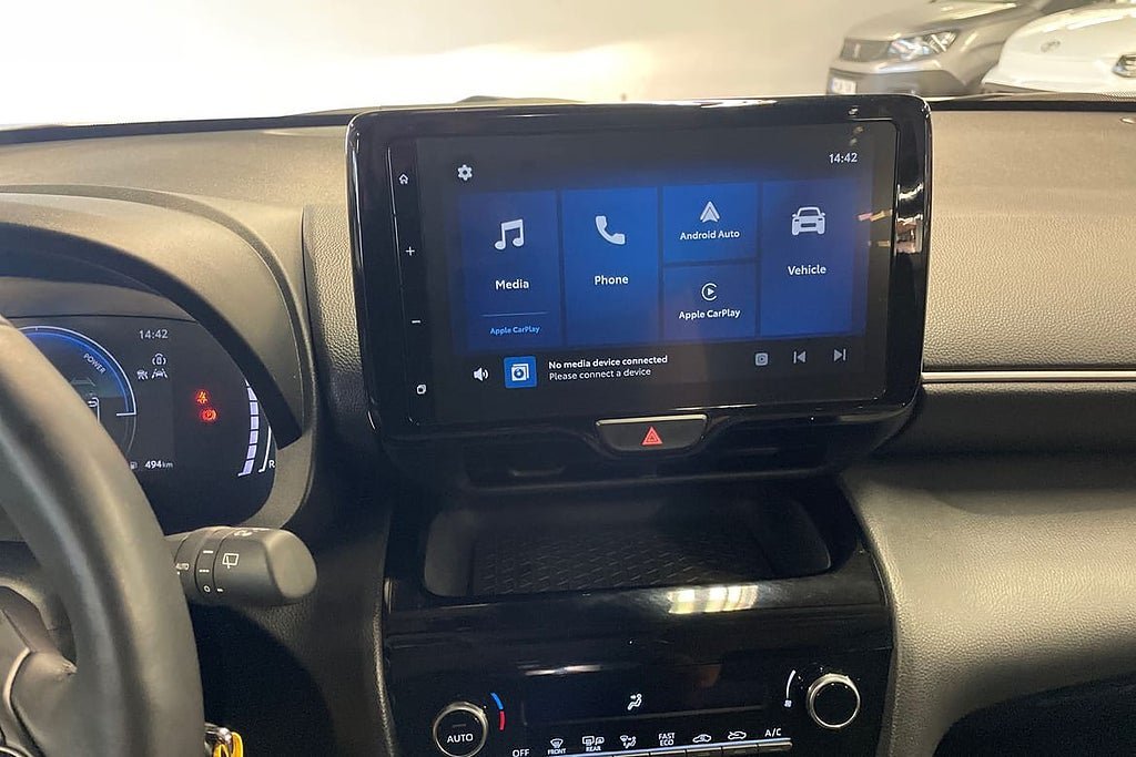 Vehicle Image 15