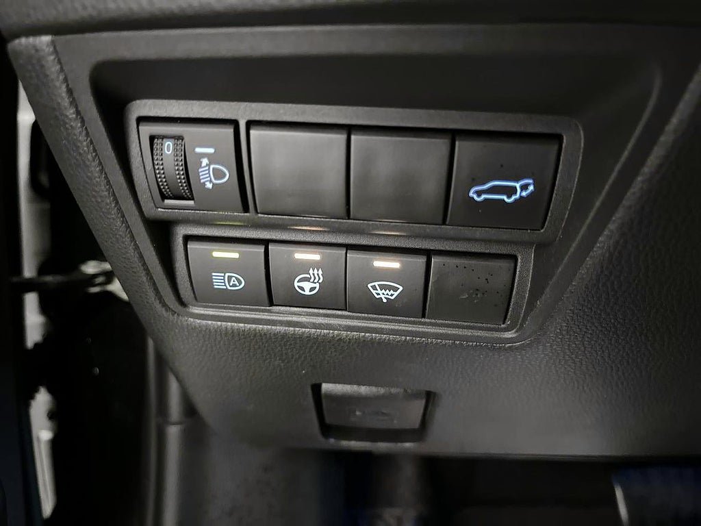 Vehicle Image 22