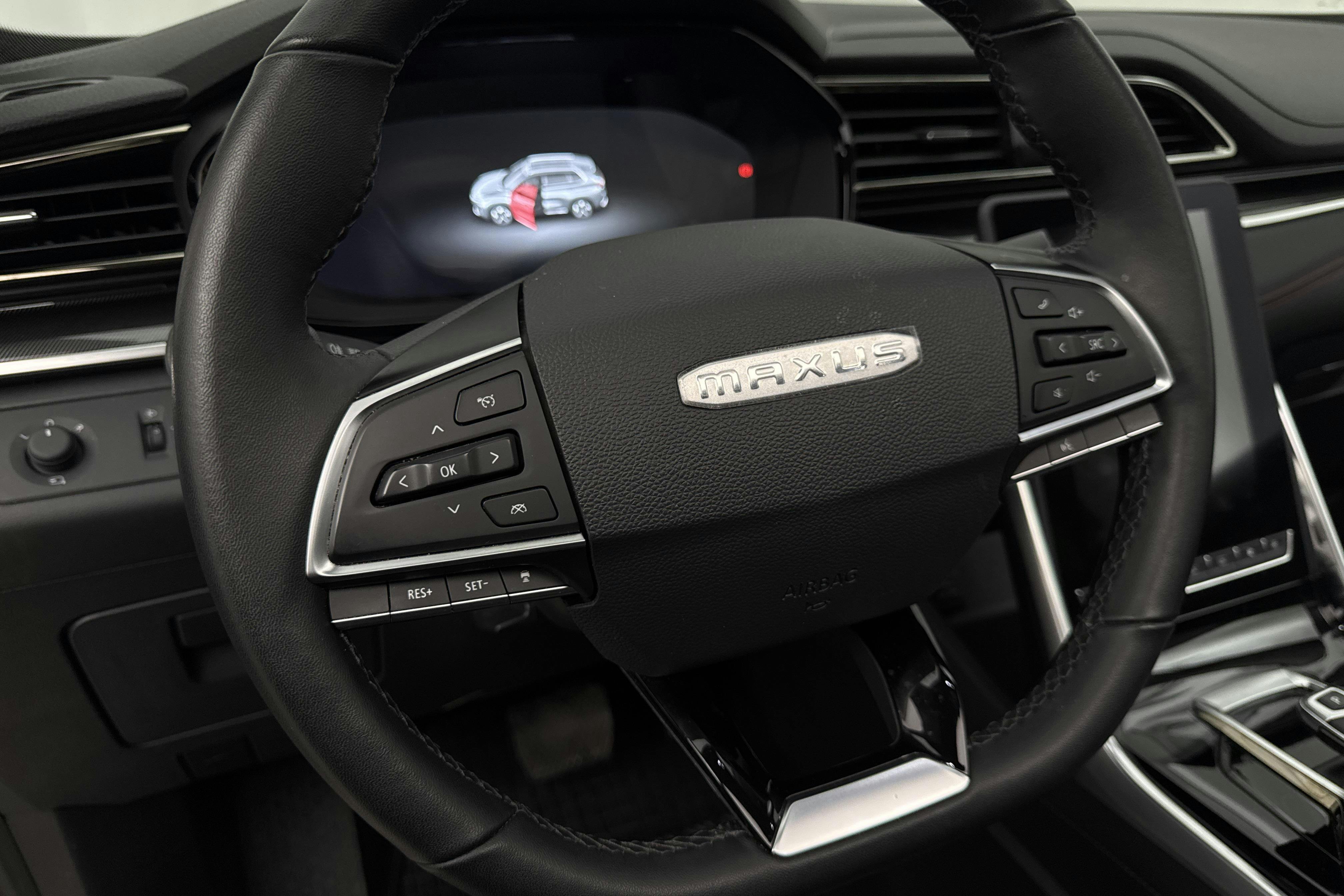 Vehicle Image 15