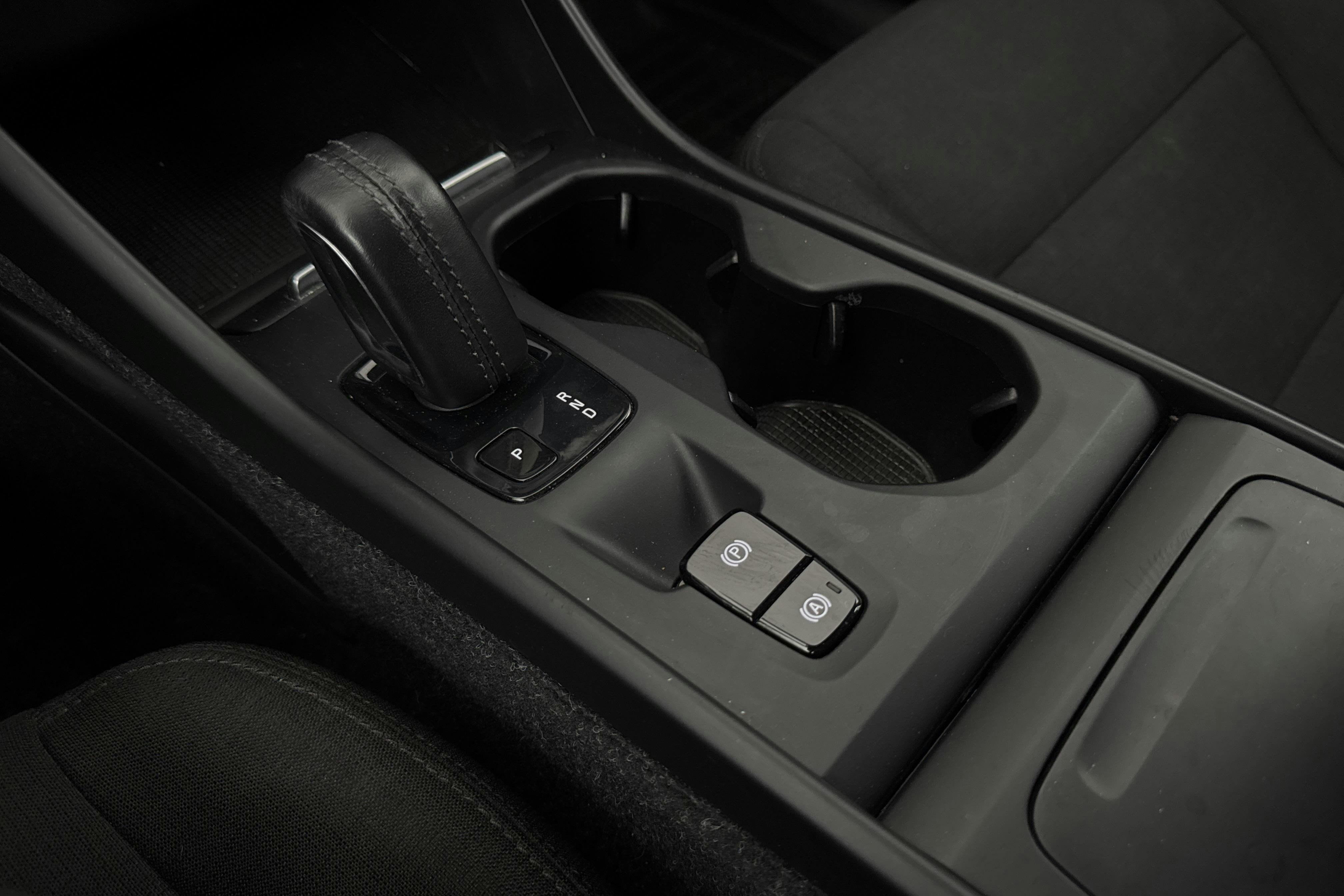 Vehicle Image 14
