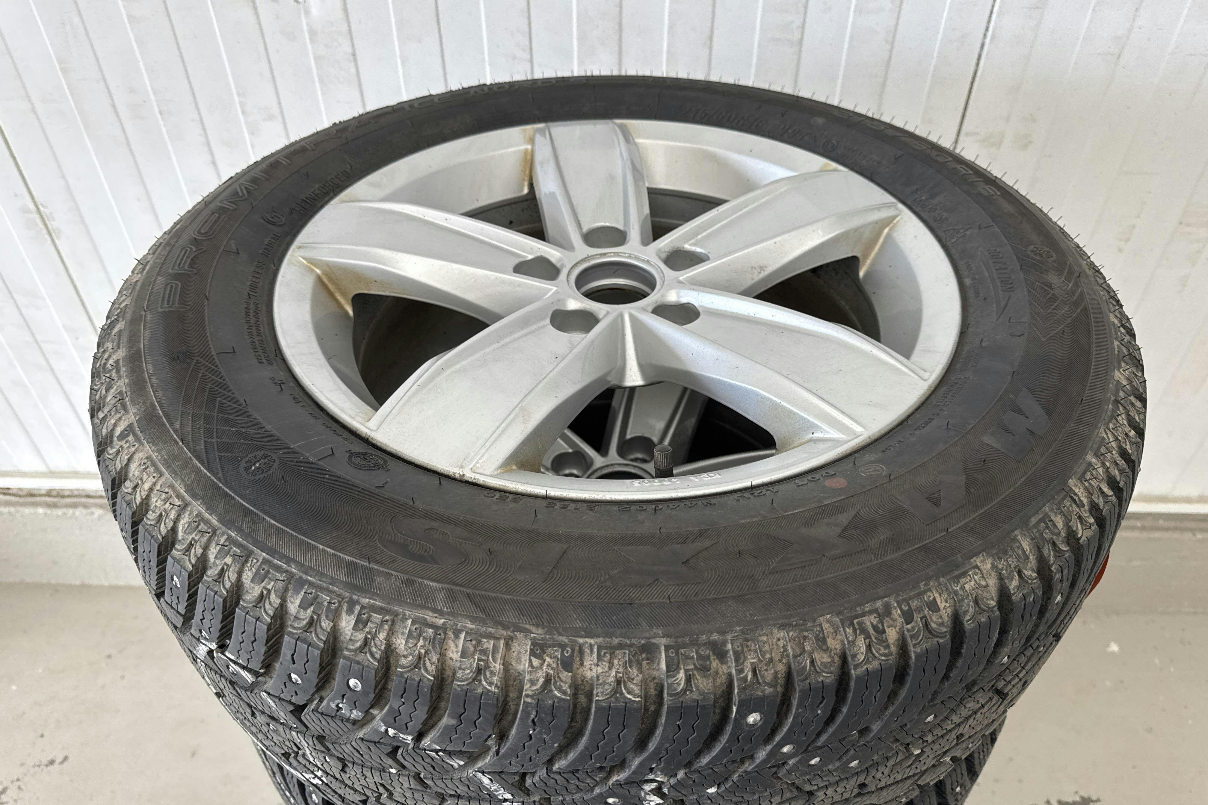 Vehicle Image 20