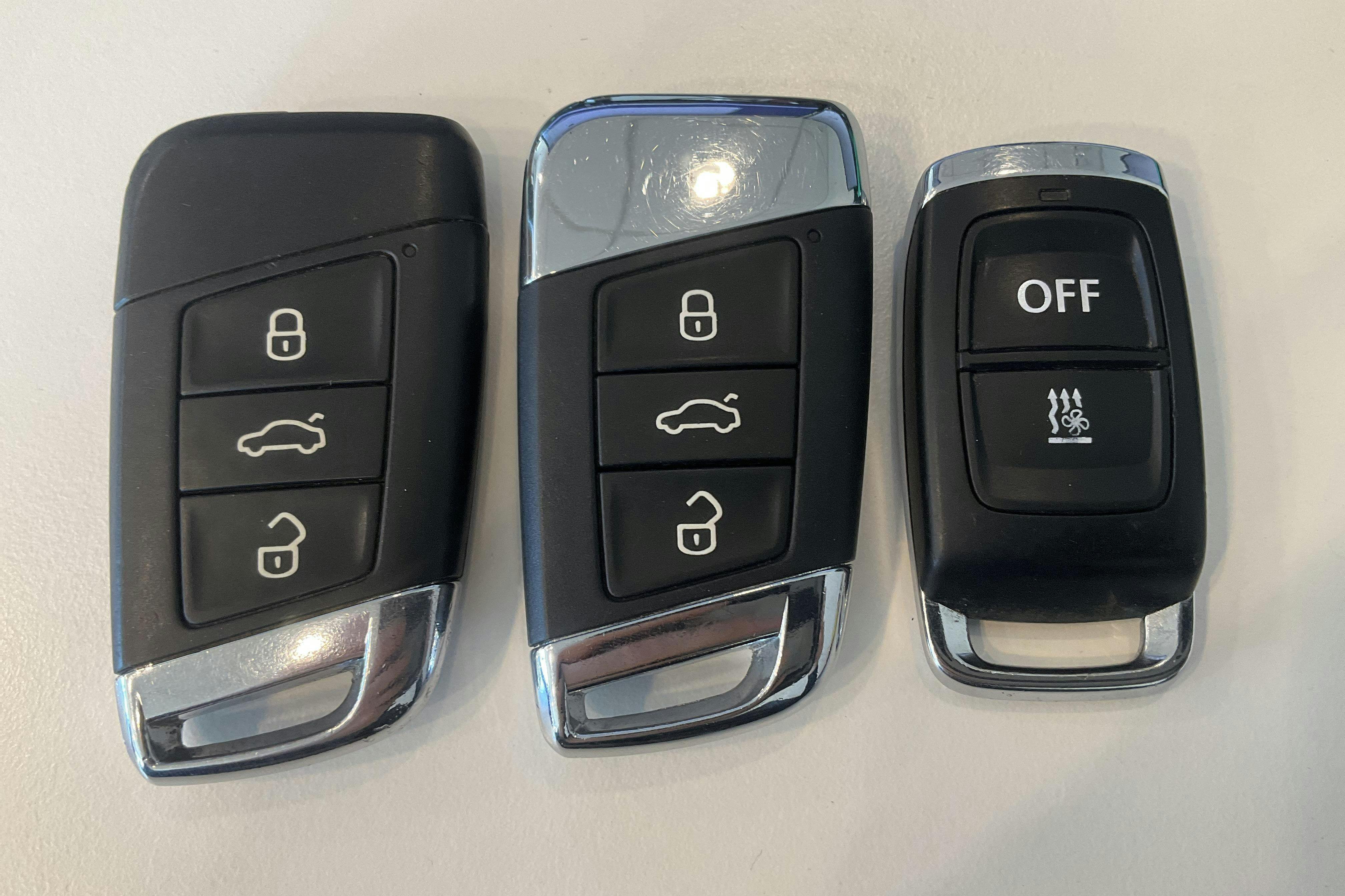 Vehicle Image 22