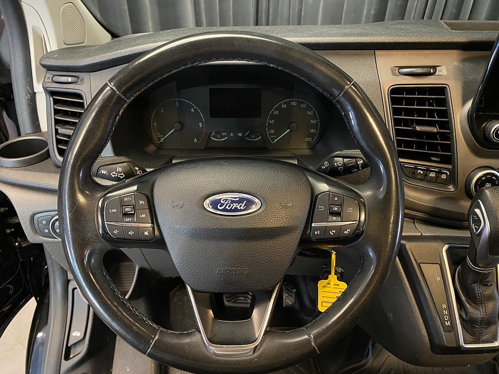 Vehicle Image 23