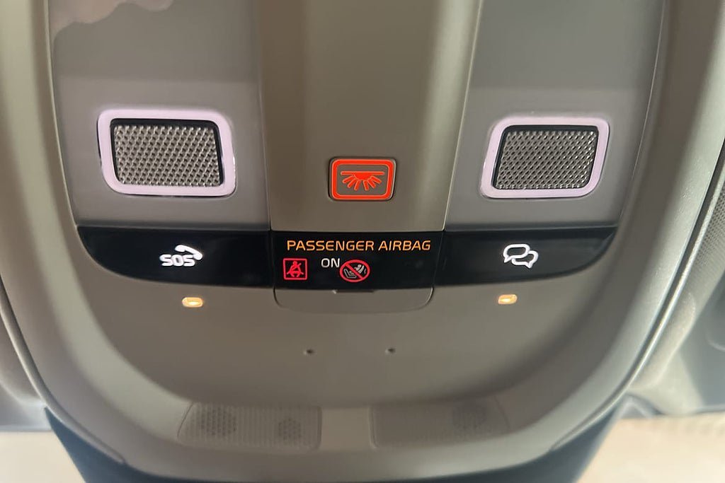 Vehicle Image 23