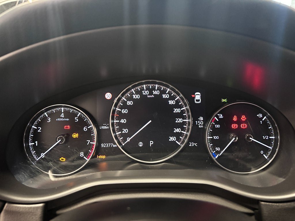 Vehicle Image 8