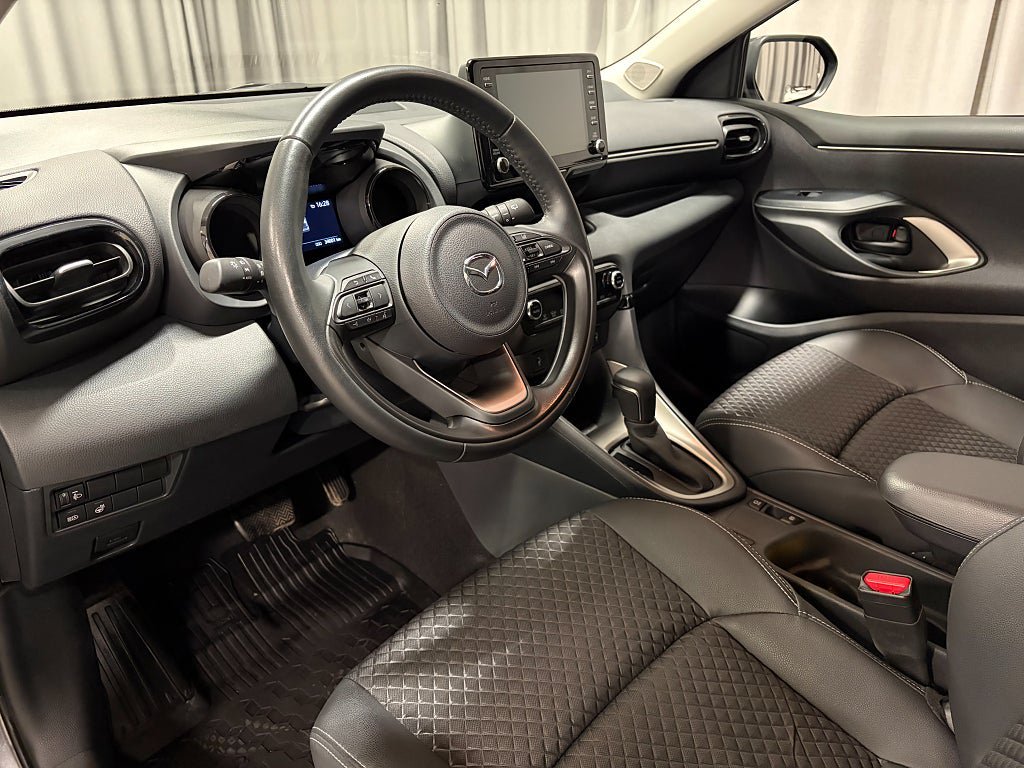 Vehicle Image 7