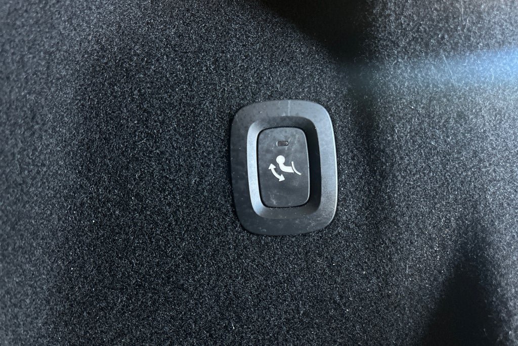Vehicle Image 26