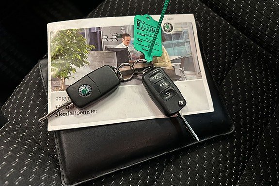 Vehicle Image 15