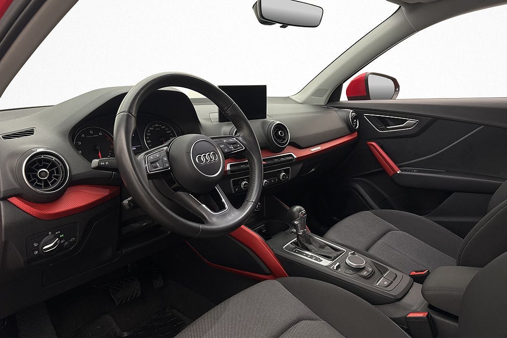 Vehicle Image 14