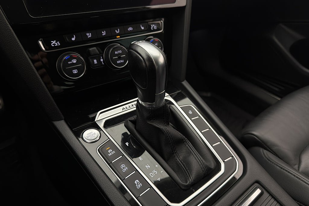 Vehicle Image 26