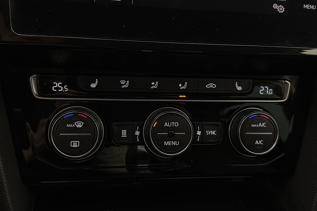 Vehicle Image 27