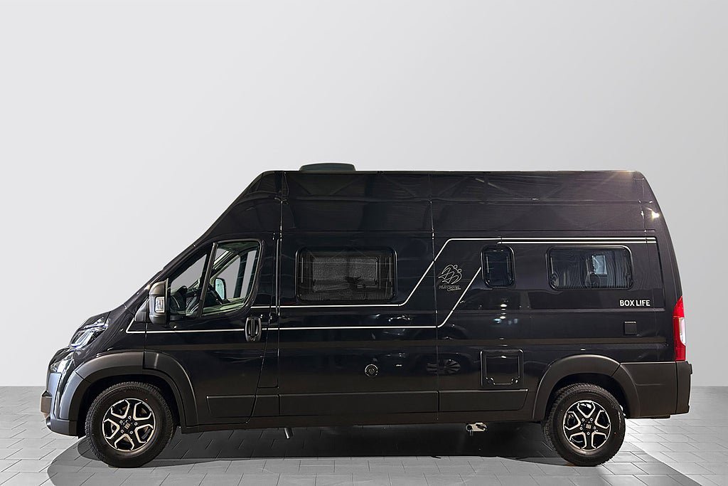 Vehicle Image 37