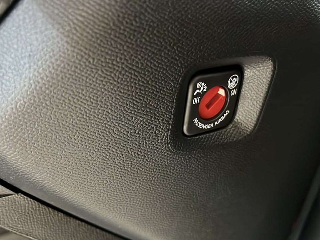 Vehicle Image 22
