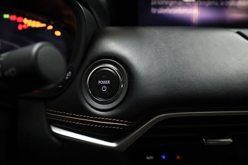 Vehicle Image 18
