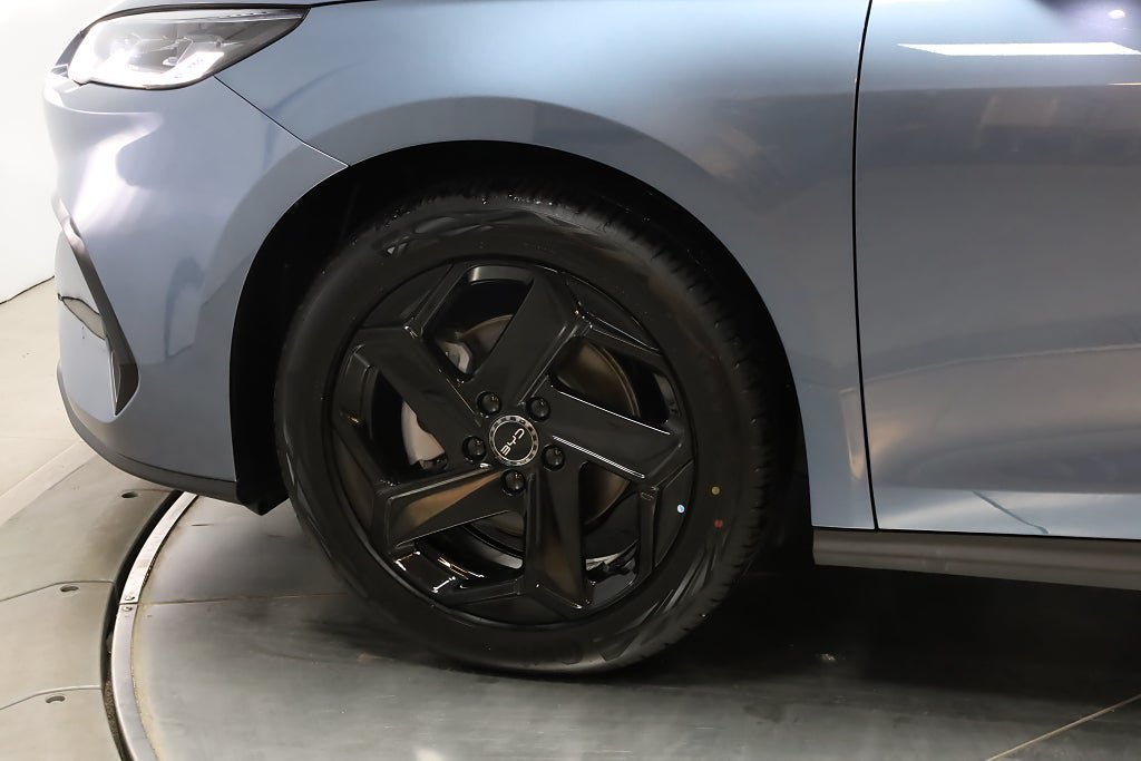 Vehicle Image 31