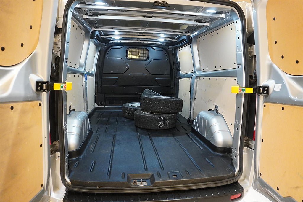 Vehicle Image 22