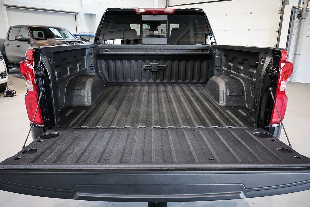 Vehicle Image 18