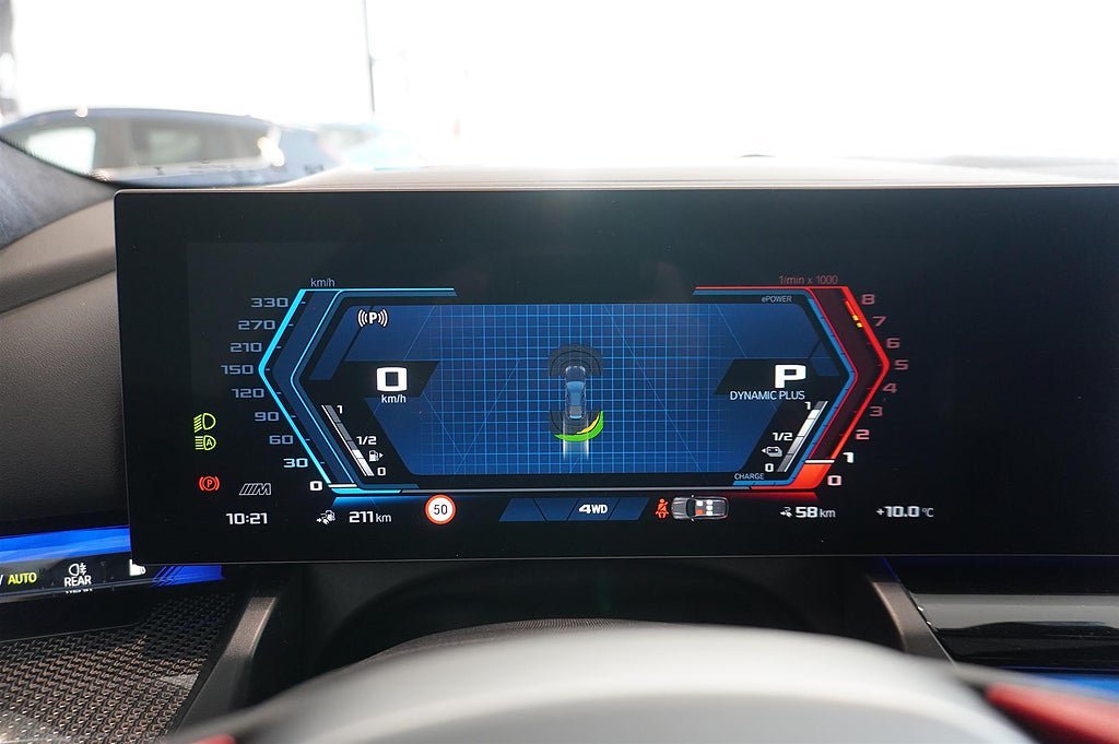 Vehicle Image 11