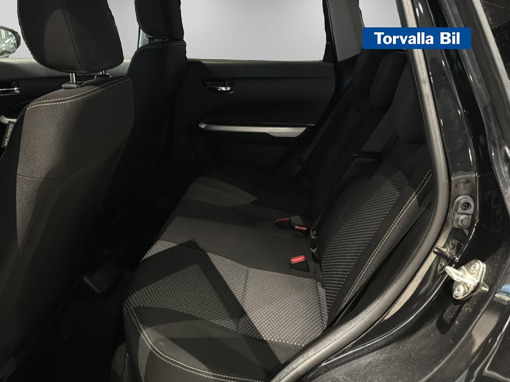Vehicle Image 9