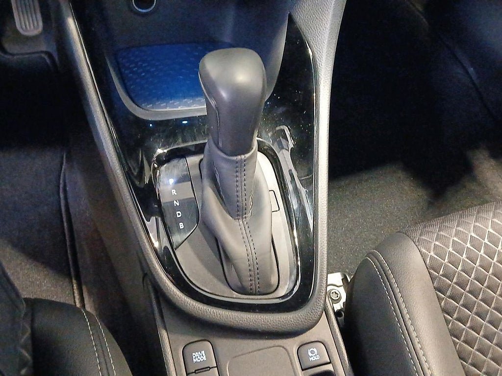 Vehicle Image 18