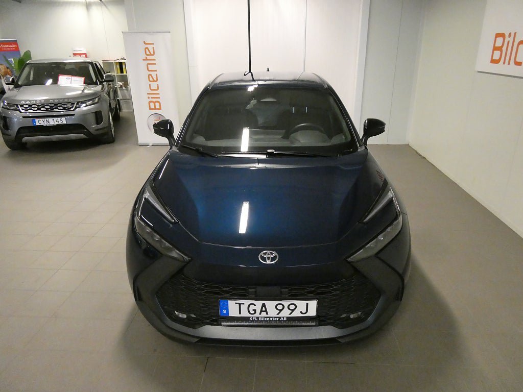 Vehicle Image 9