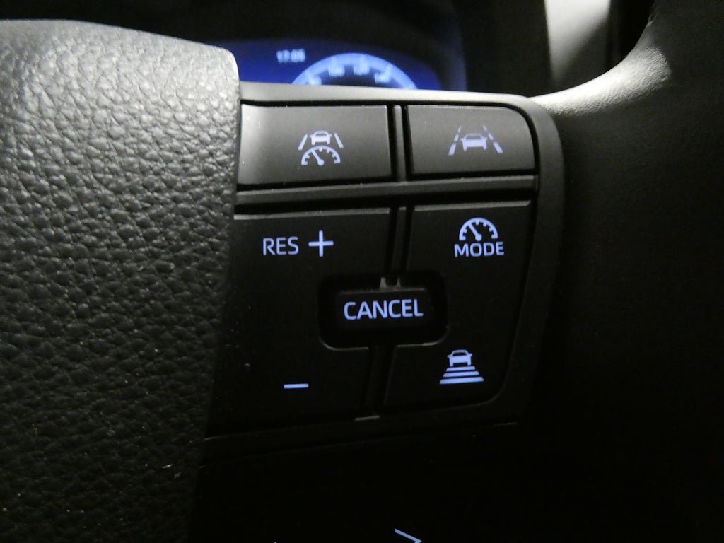 Vehicle Image 22