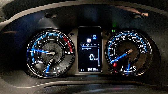 Vehicle Image 14