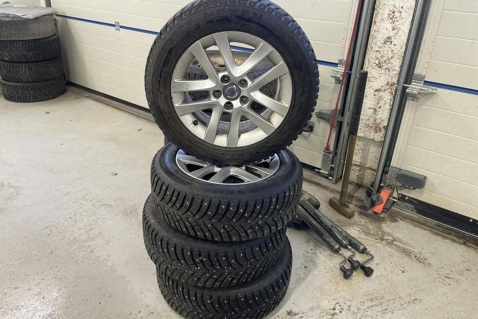 Vehicle Image 14