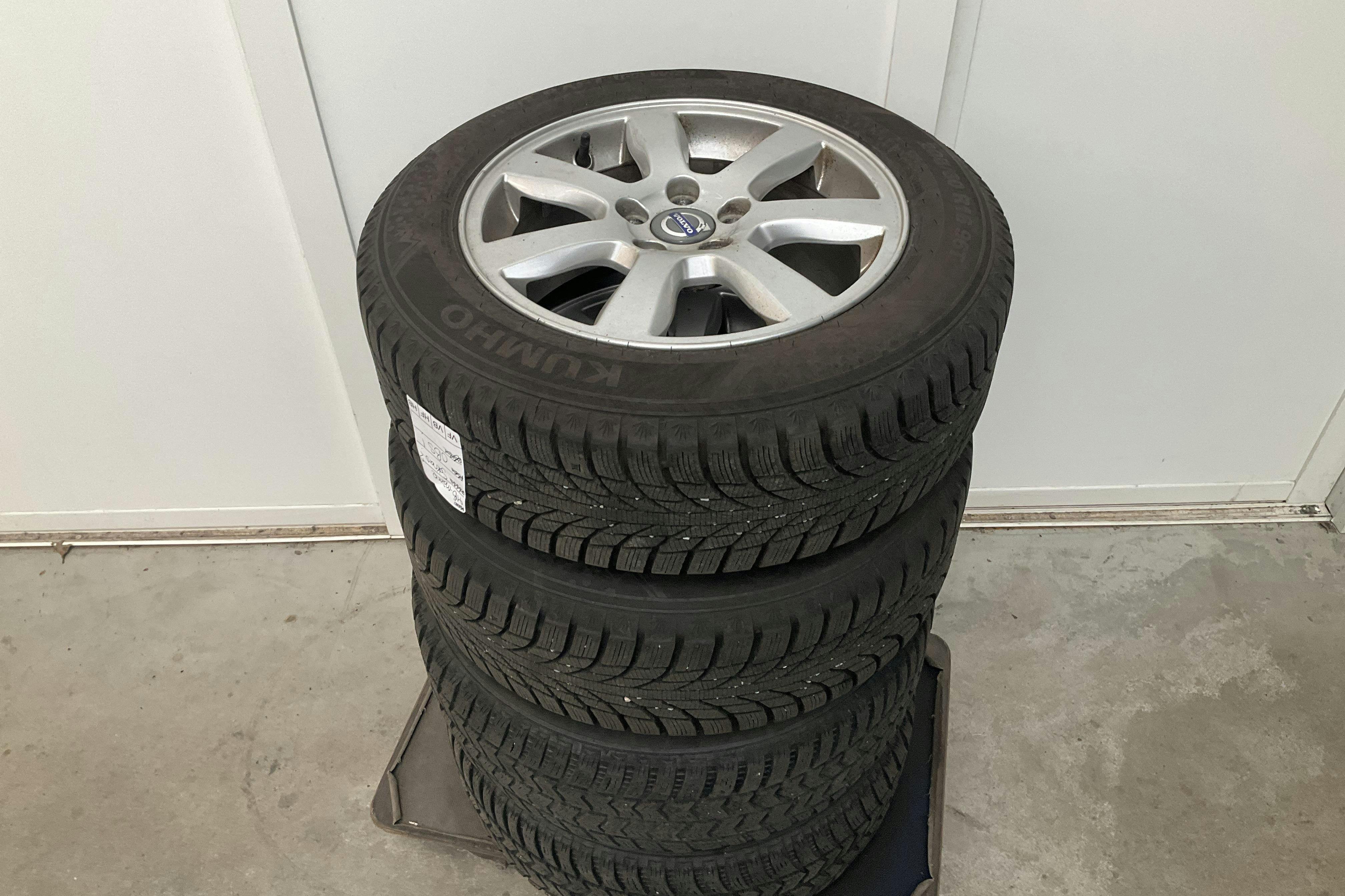 Vehicle Image 11