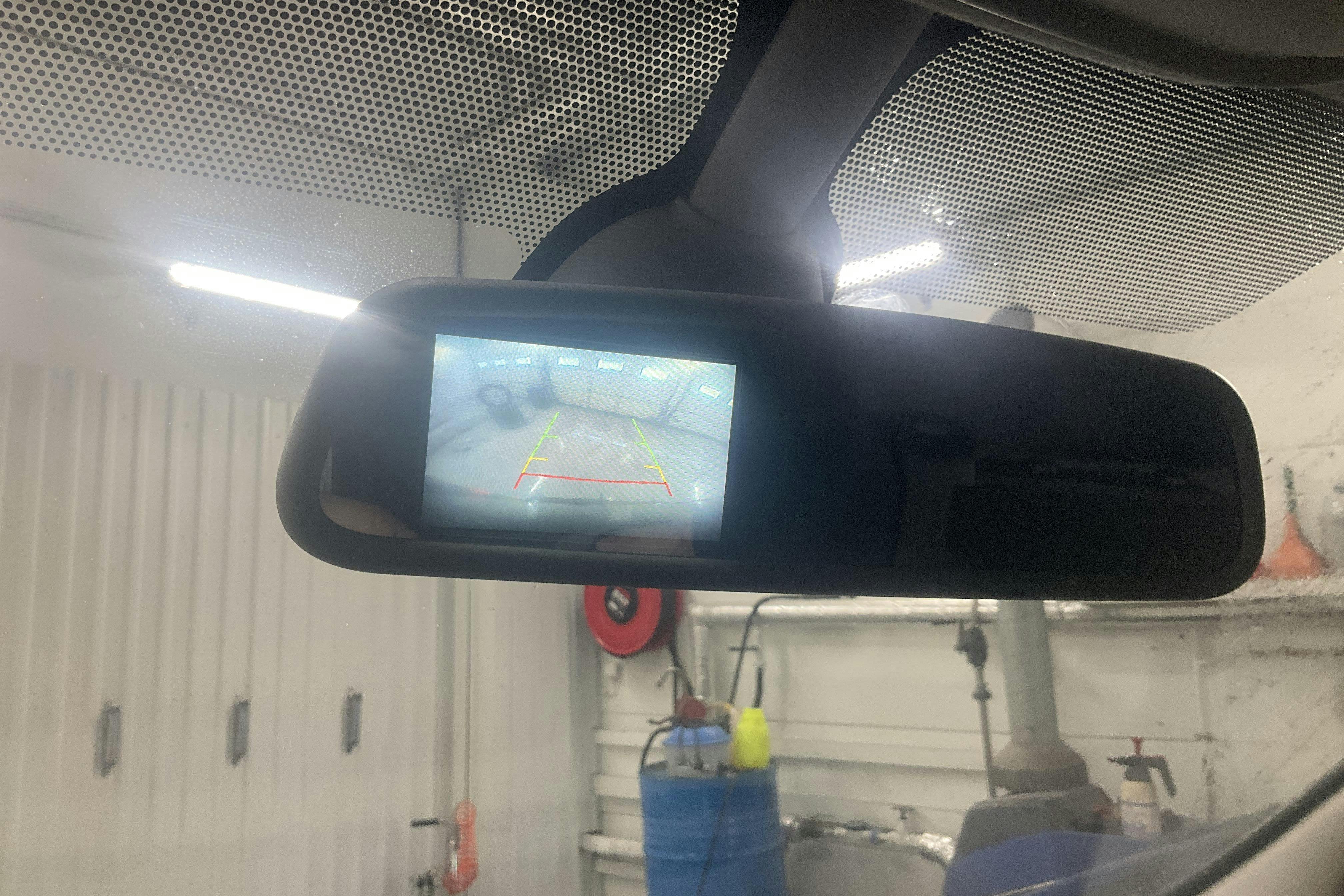 Vehicle Image 18