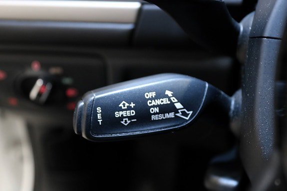 Vehicle Image 27