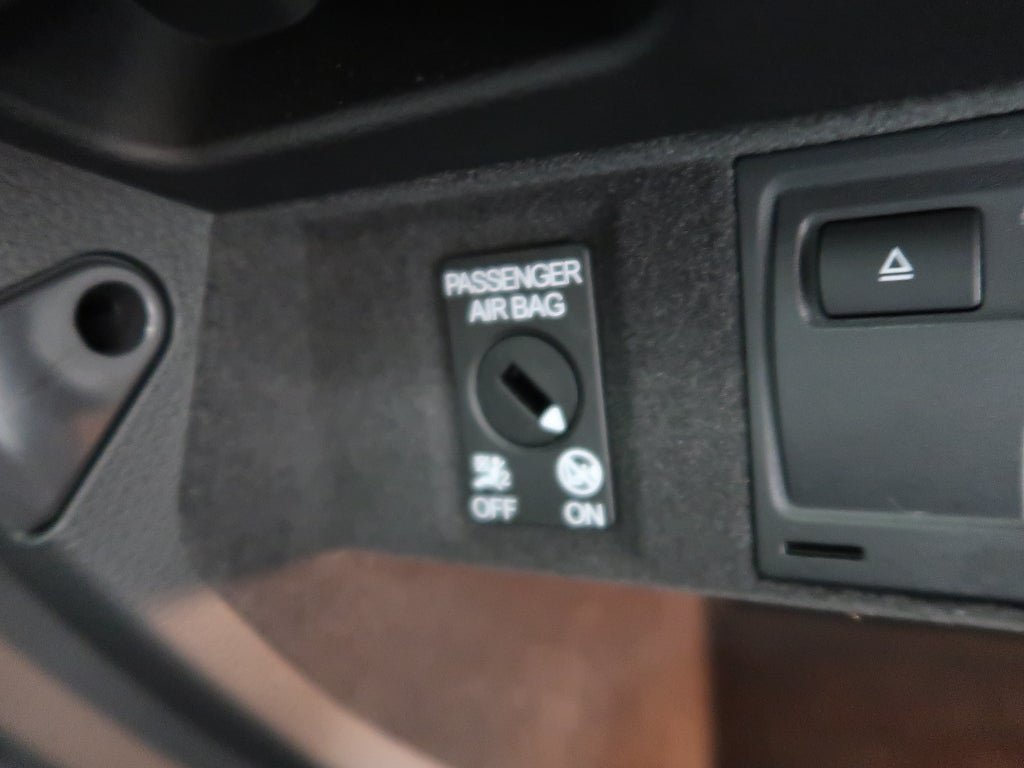Vehicle Image 24
