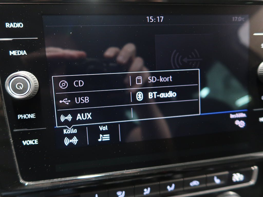 Vehicle Image 23