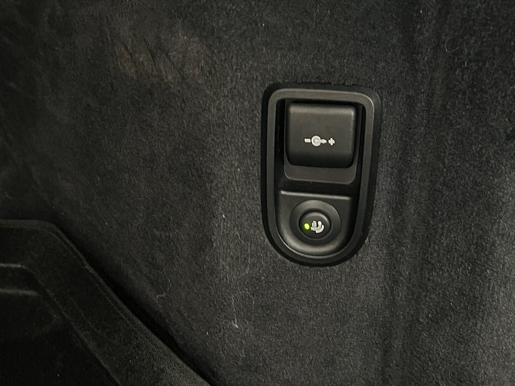 Vehicle Image 29