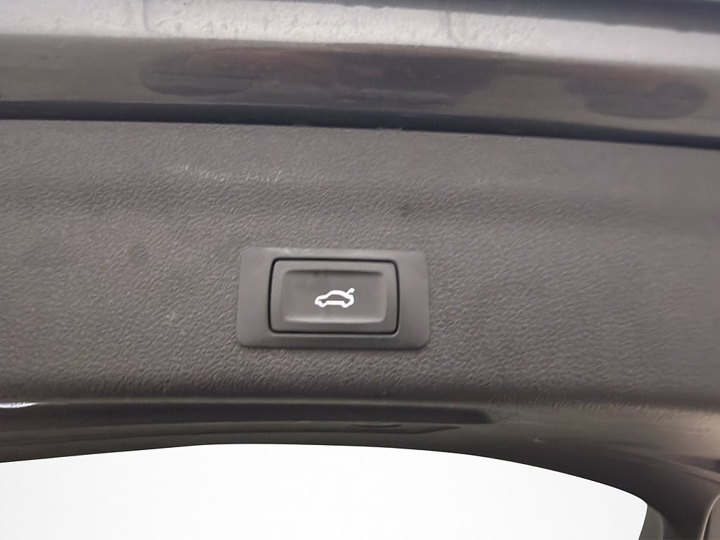 Vehicle Image 34
