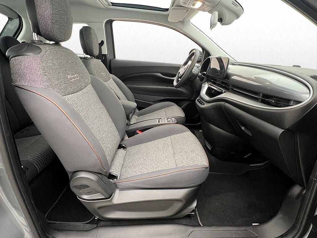 Vehicle Image 30