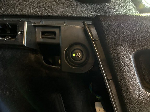 Vehicle Image 24
