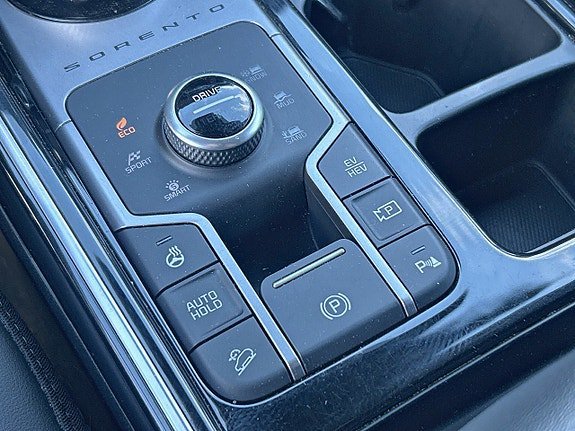 Vehicle Image 26