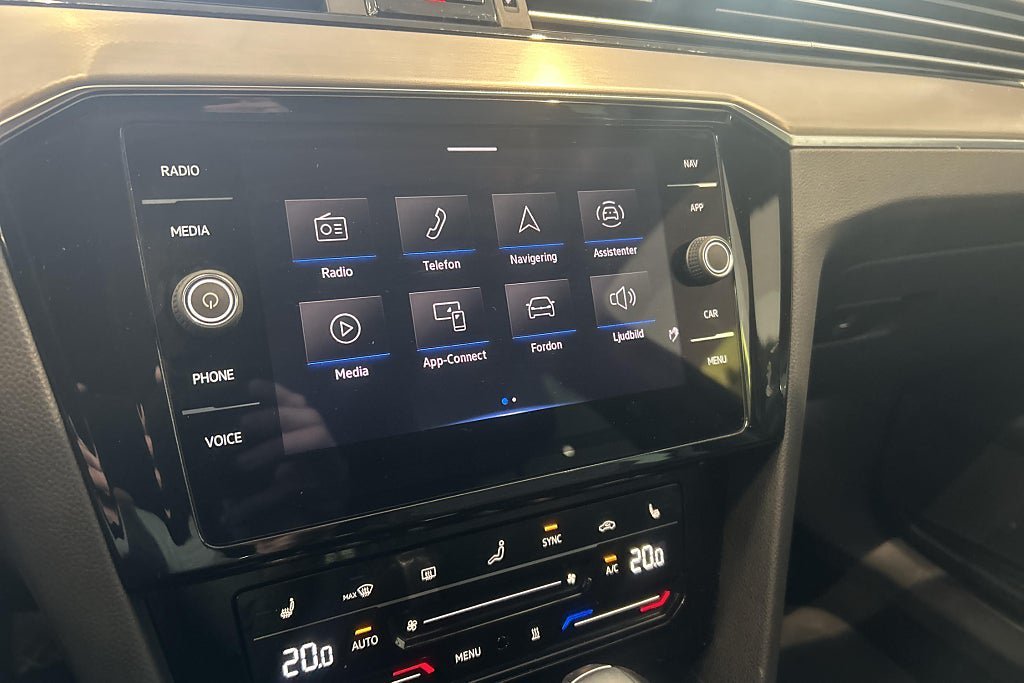 Vehicle Image 27