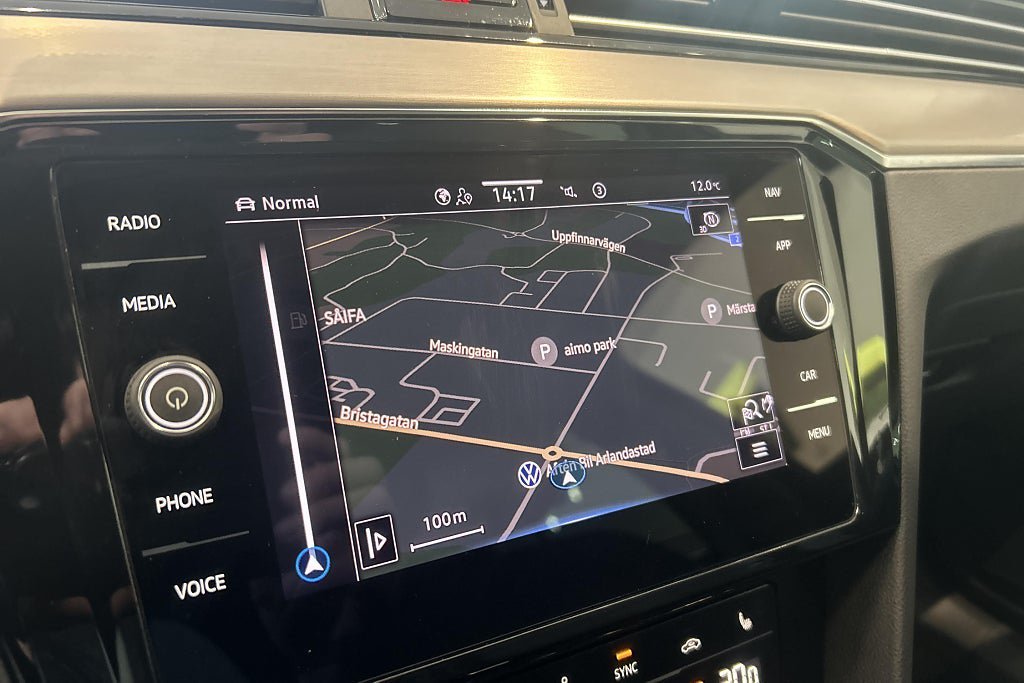 Vehicle Image 30