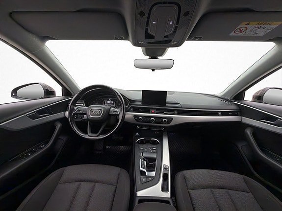 Vehicle Image 19