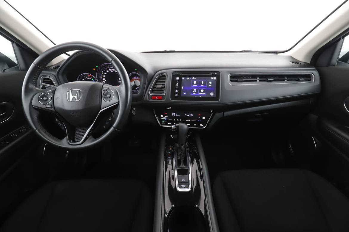 Vehicle Image 13