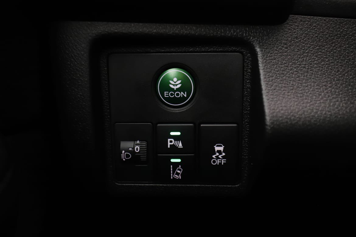Vehicle Image 28