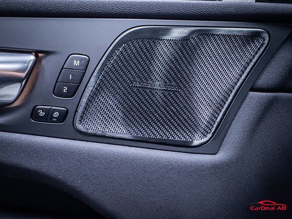 Vehicle Image 29